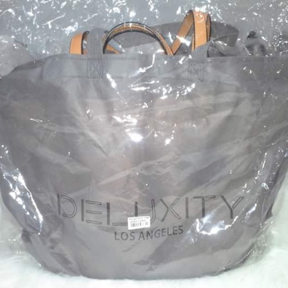 String Accent 3 in 1 Classy Tote SET - Picture 2 of 6